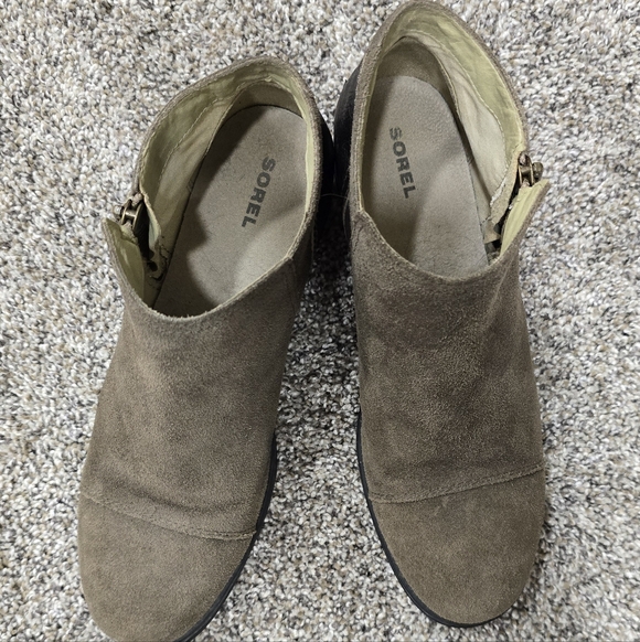 SOREL Leather Low Anckle Booties Sz 9 - Picture 2 of 10